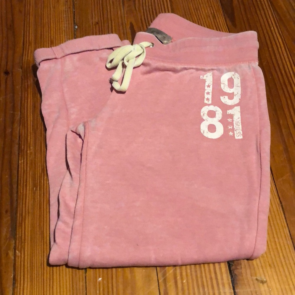 Guess pink distressed crop sweatpants sz small